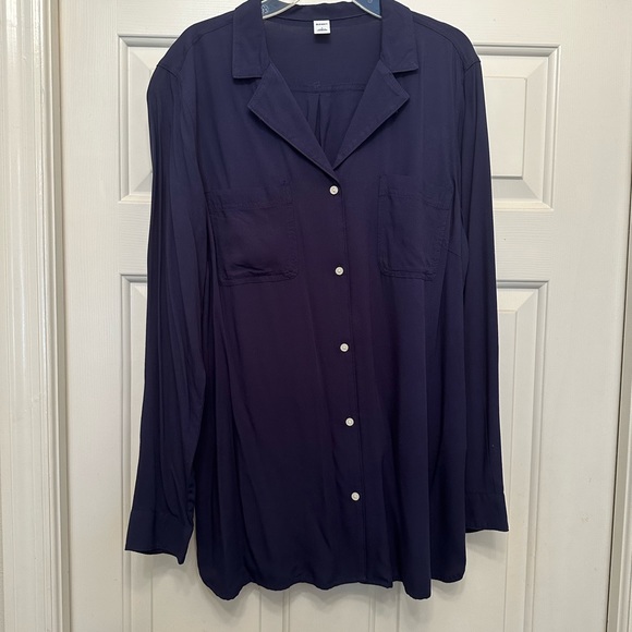 Old Navy Longsleeve Blouse - Picture 2 of 4